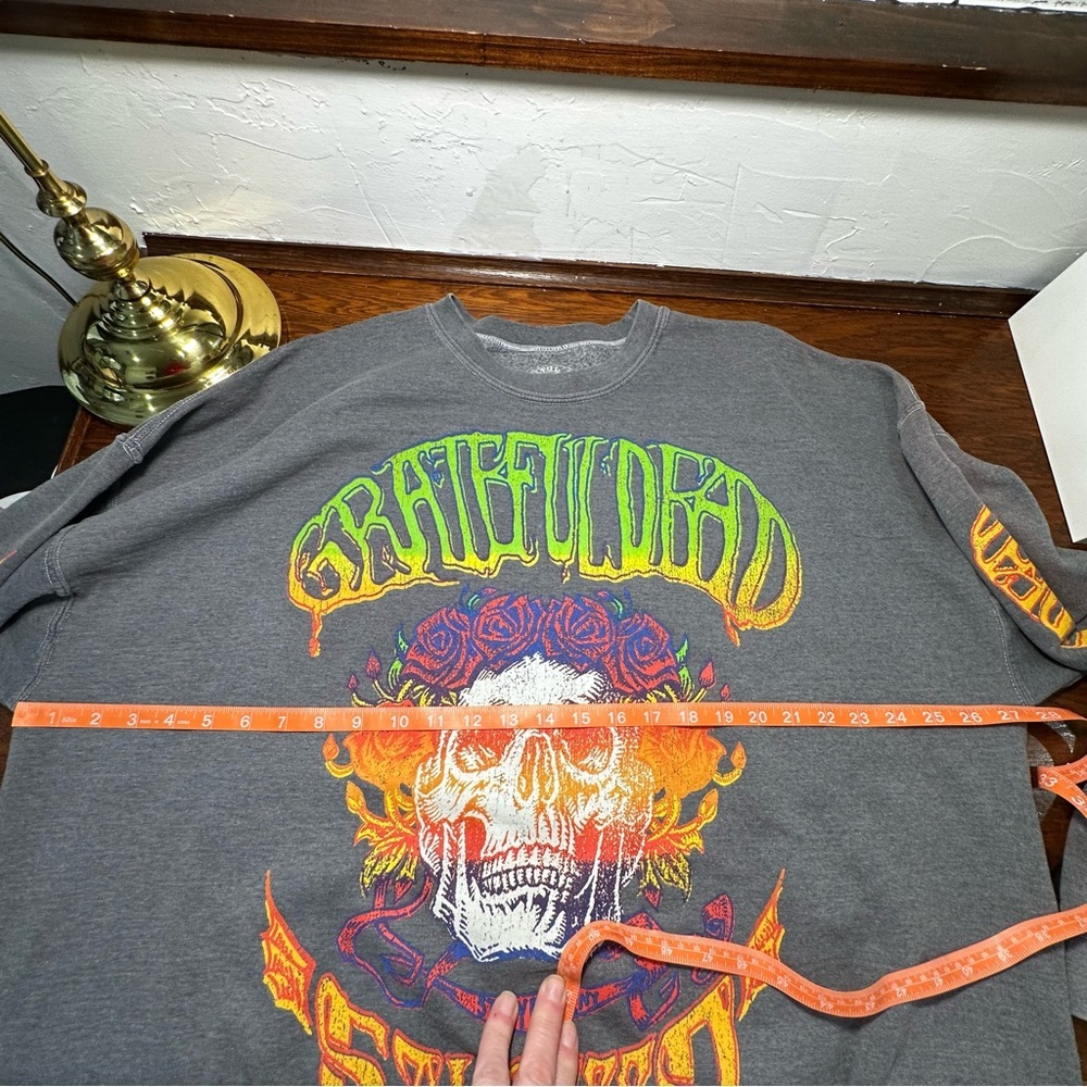 Grateful Dead Halloween 1970 Graphic Sweatshirt in Heather Gray, Size SM/MD (Fit - Picture 12 of 13